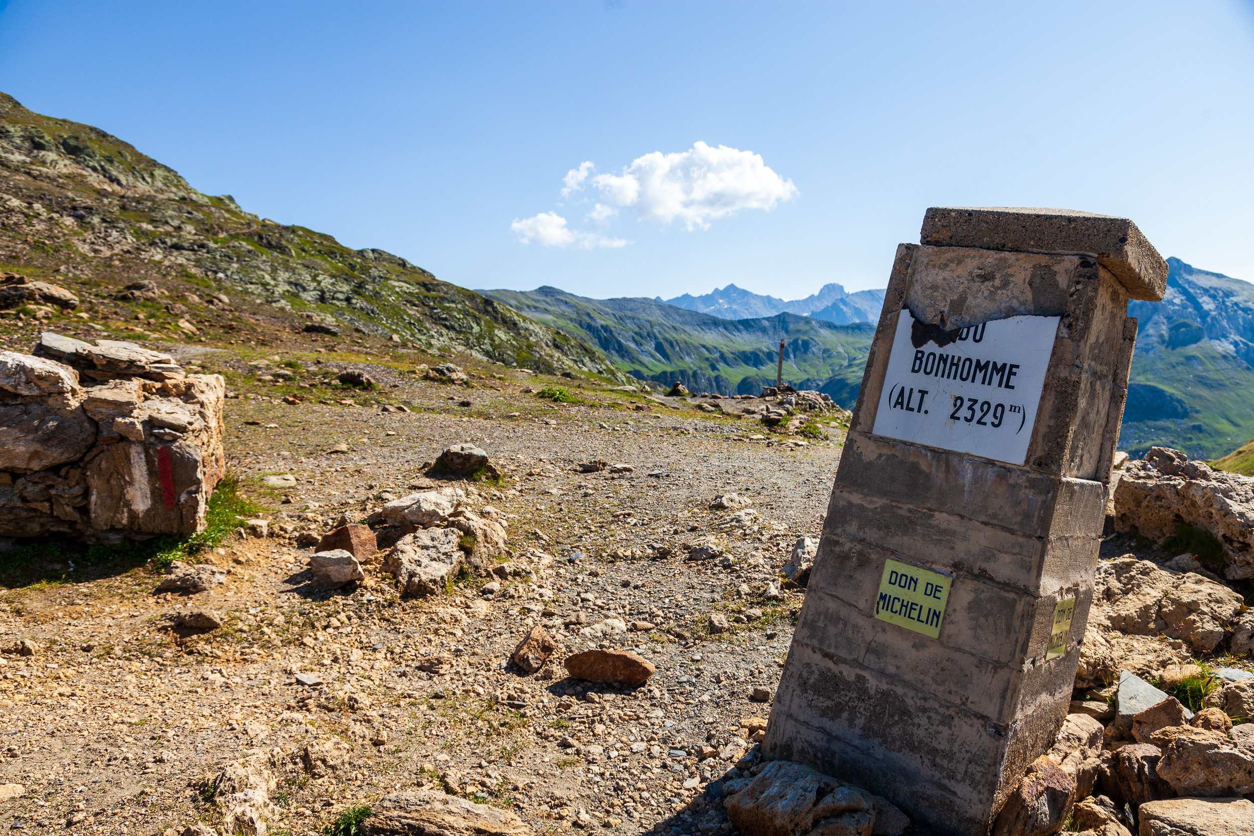 Col du Bonhomme — главный перевал второго дня трека