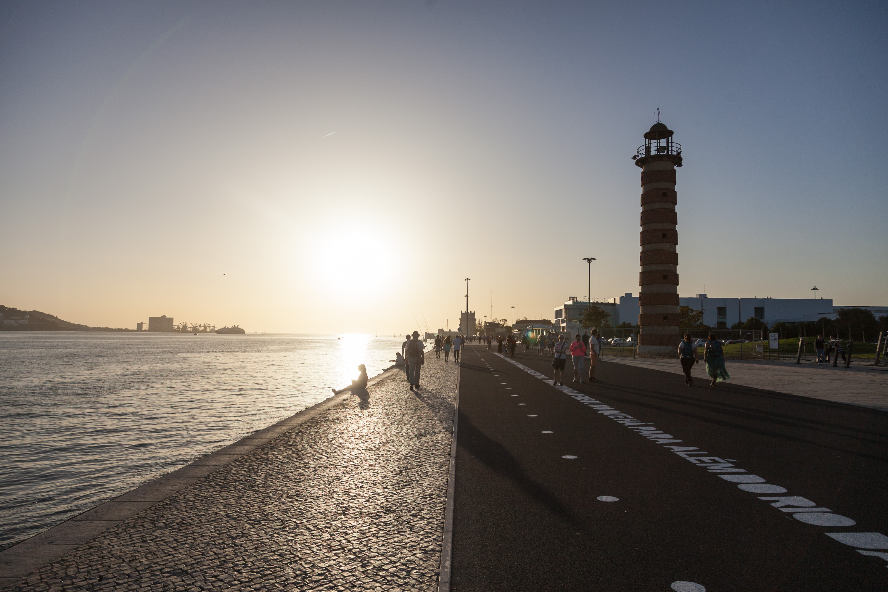 Набережная реки Тежу и Беленский маяк