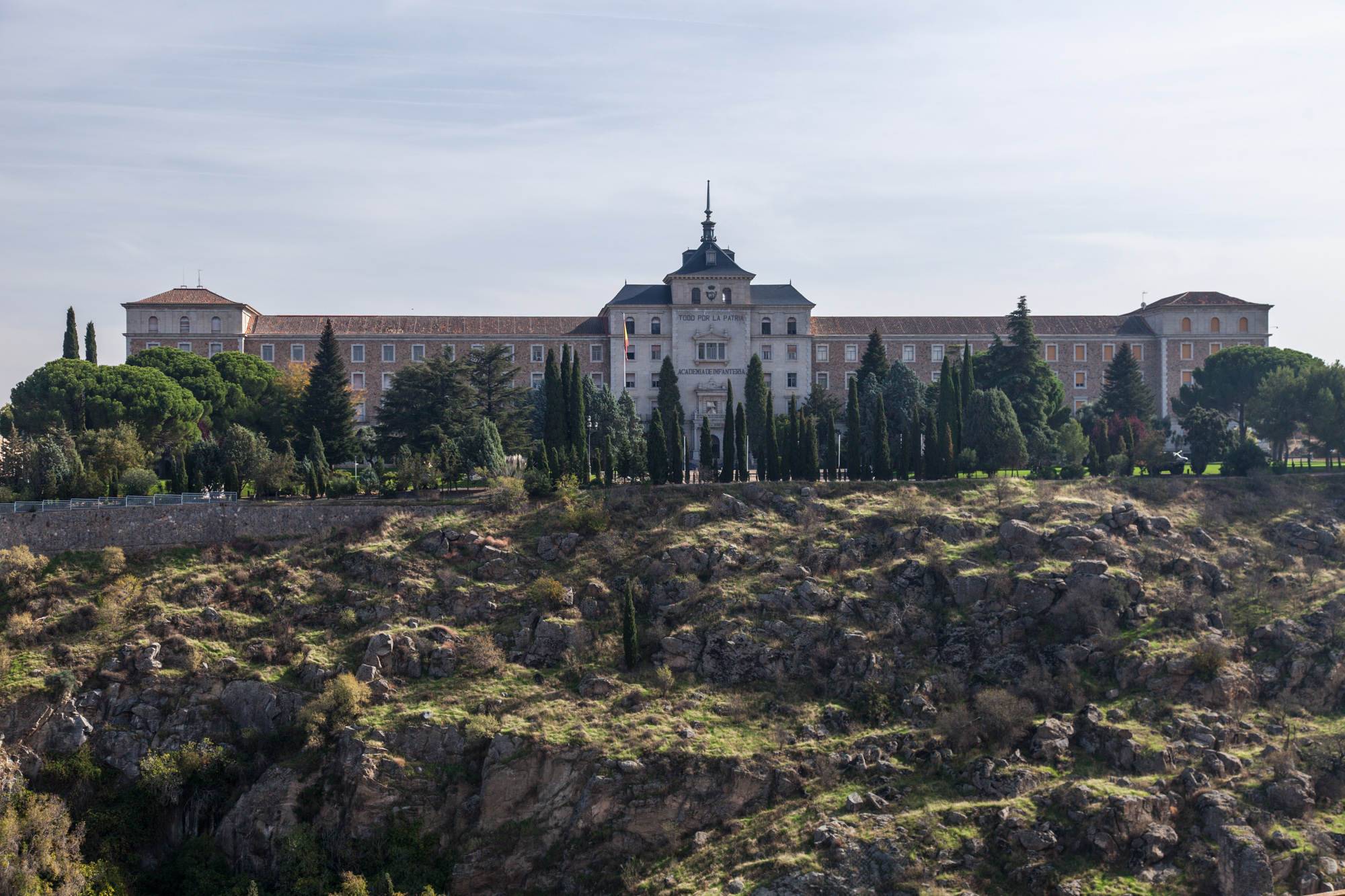 Здание пеходной академии