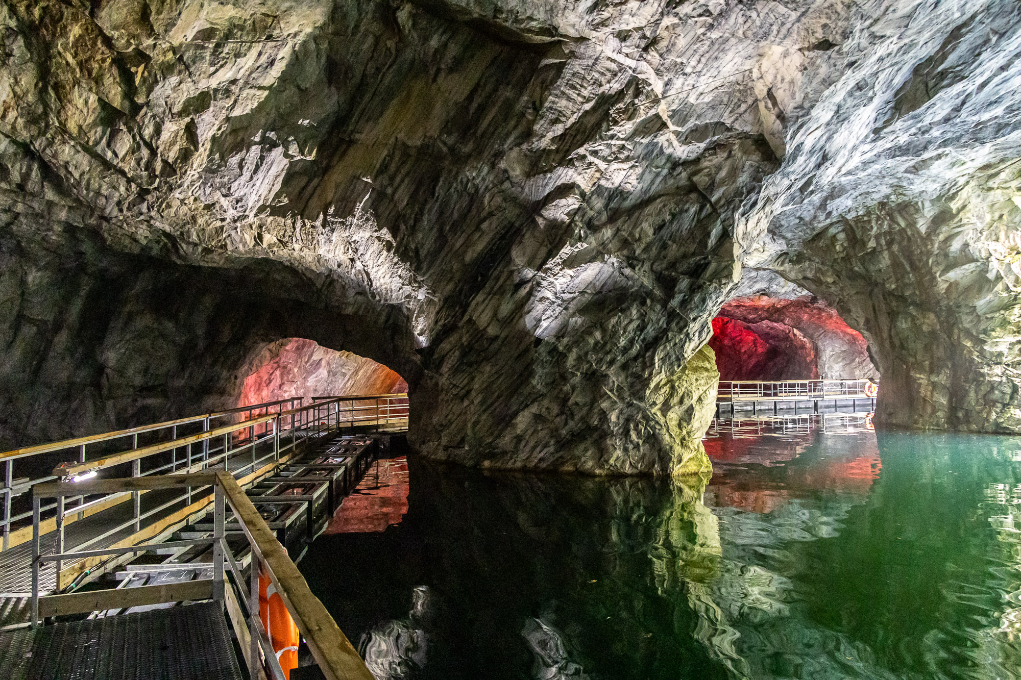 Подземная Рускеала