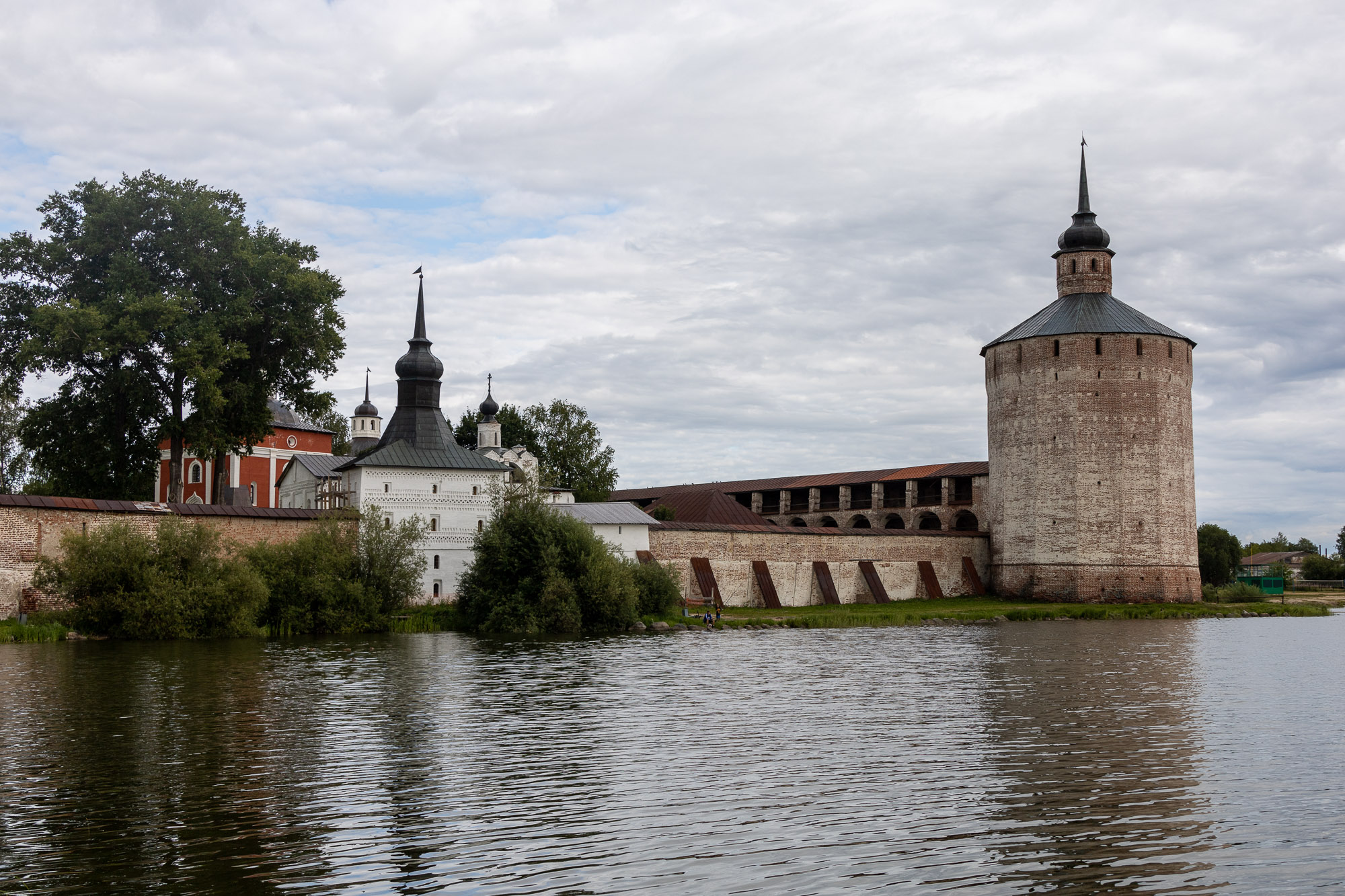 Кирилло-Белозерский монастырь