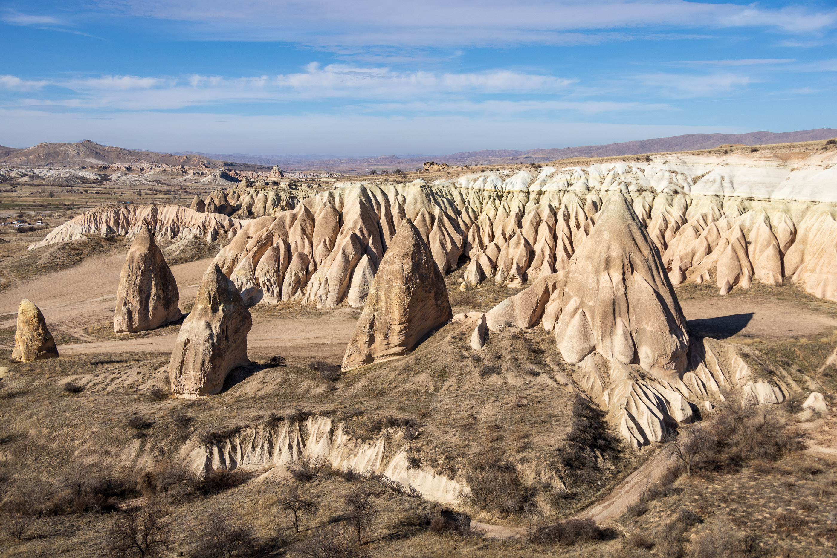 Скалы Розовой долины