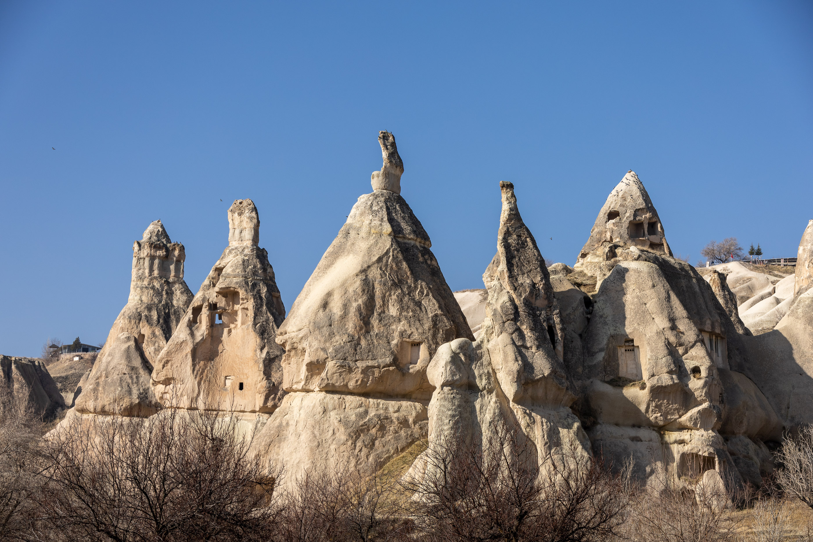 Скалы в верхней части долины Голубятен