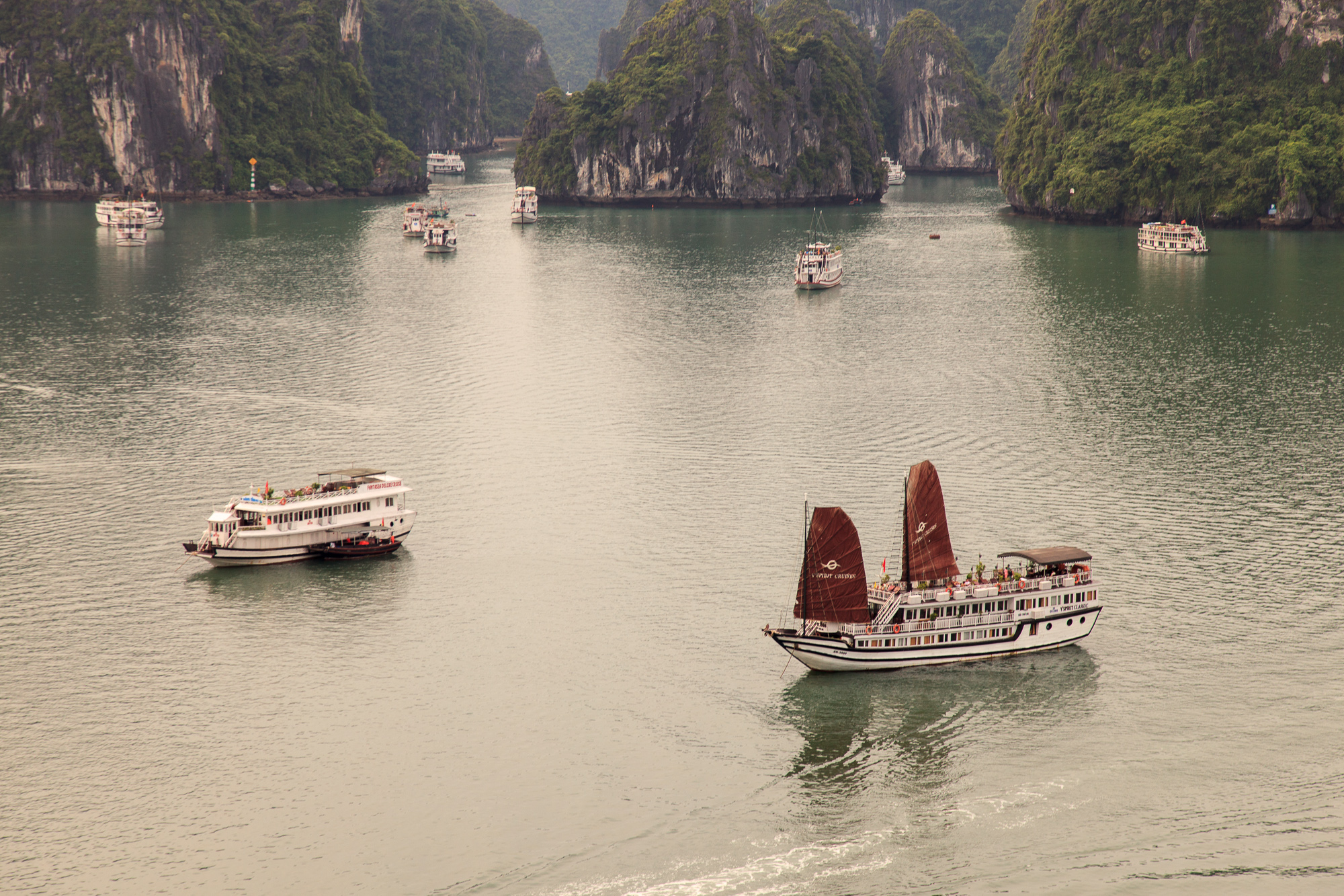 Вид на бухту со смотровой площадки