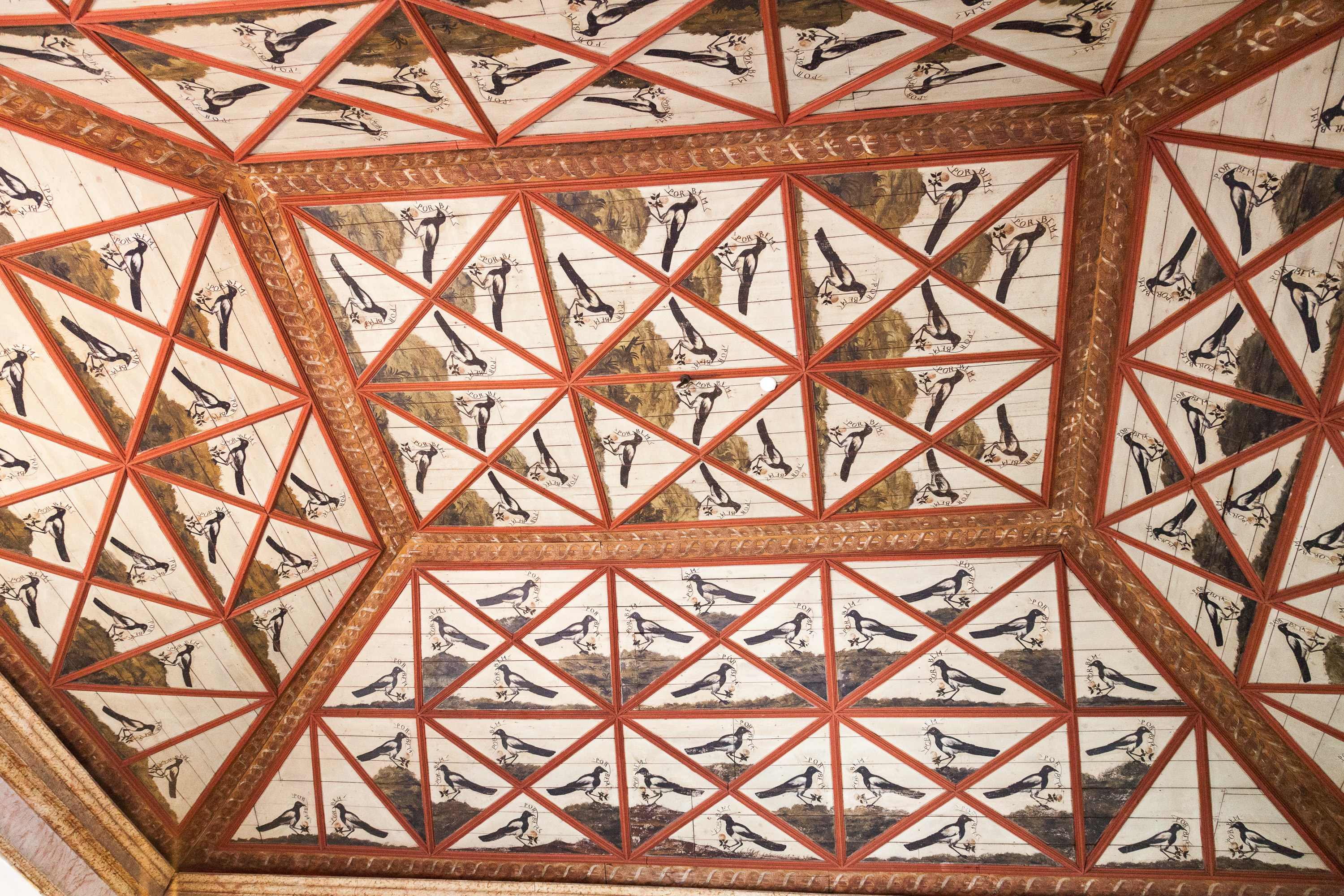 Интерьеры дворца Синтры — зал сорок