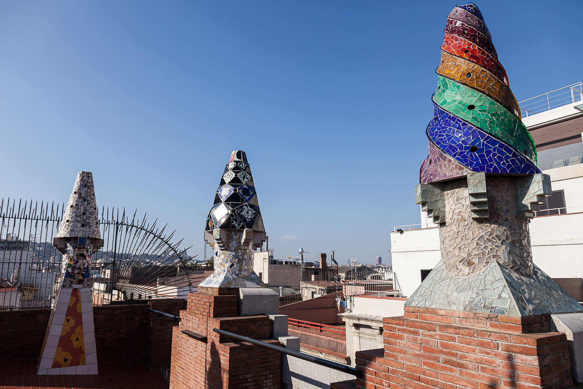 На крыше дворца Гуэля