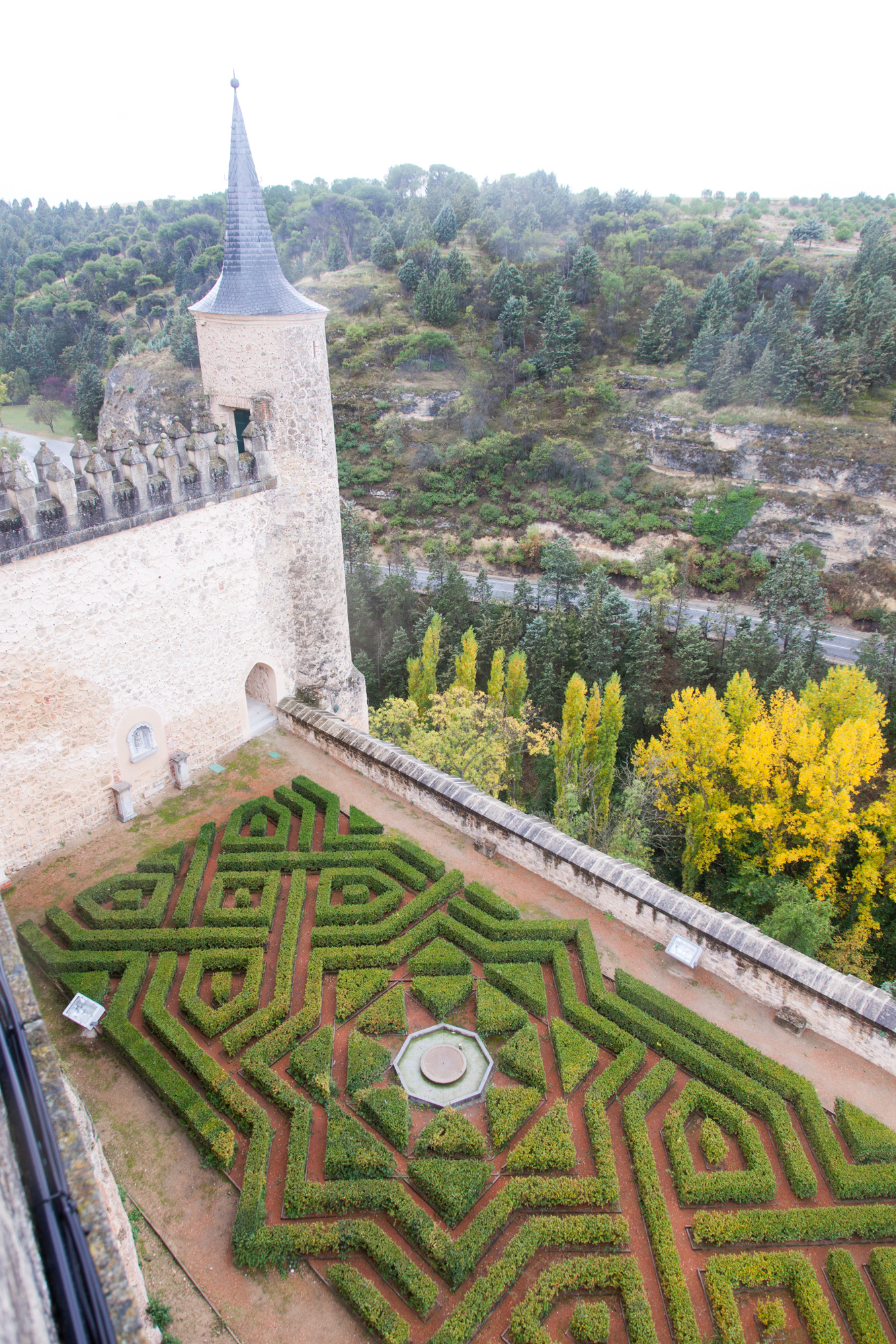 Вид с задней террасы