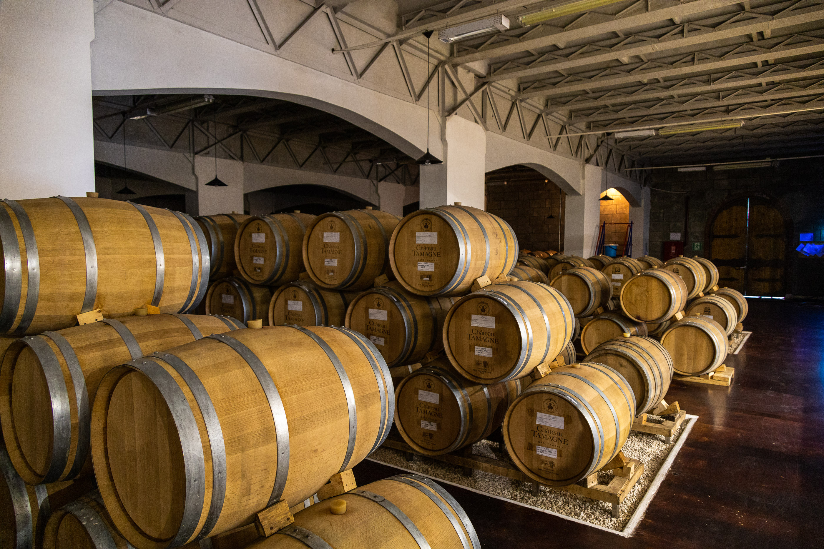 Бочки для выдержки в Шато-Тамань