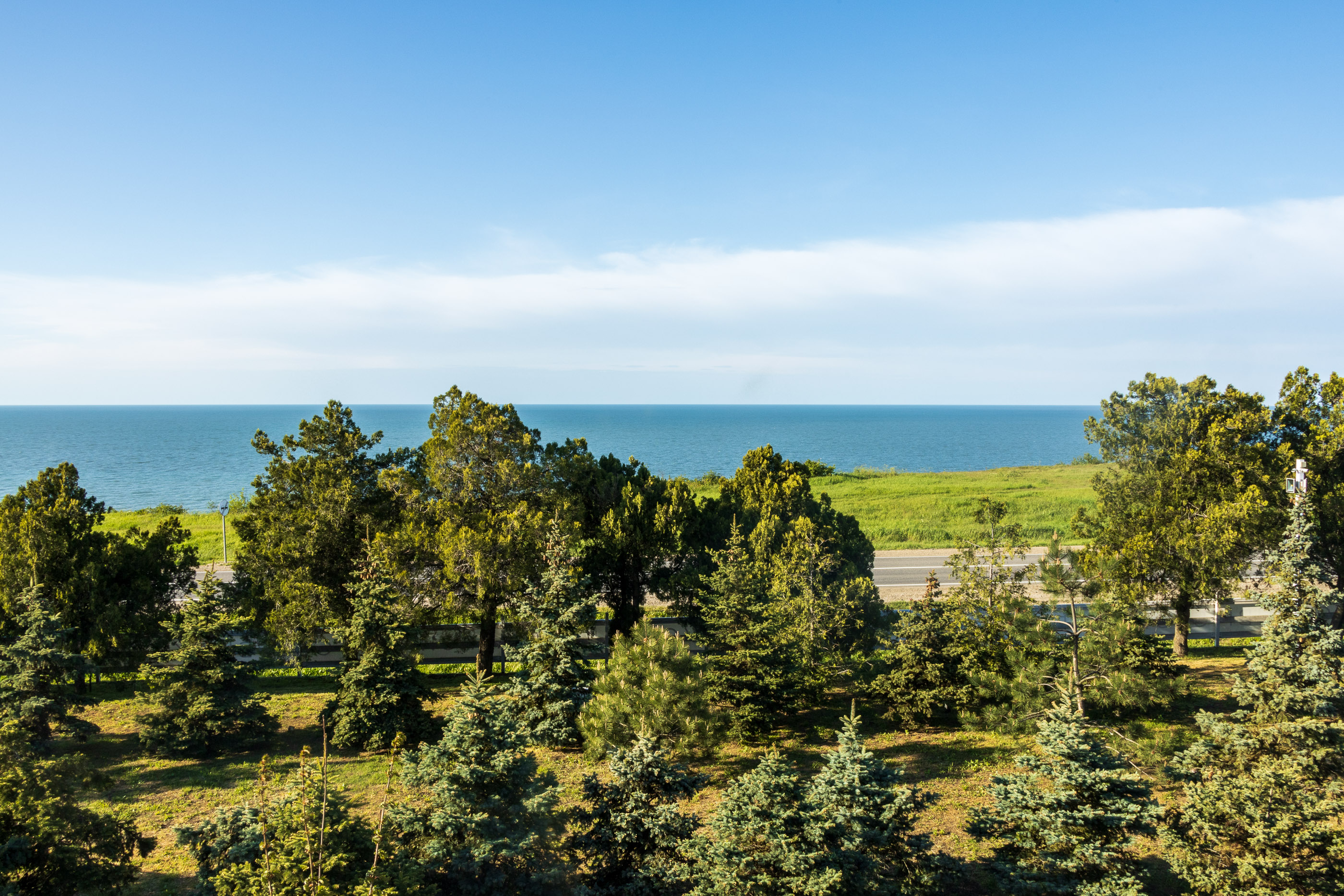 Виды на Азовское море с крыши Усадьбы Голубицкого