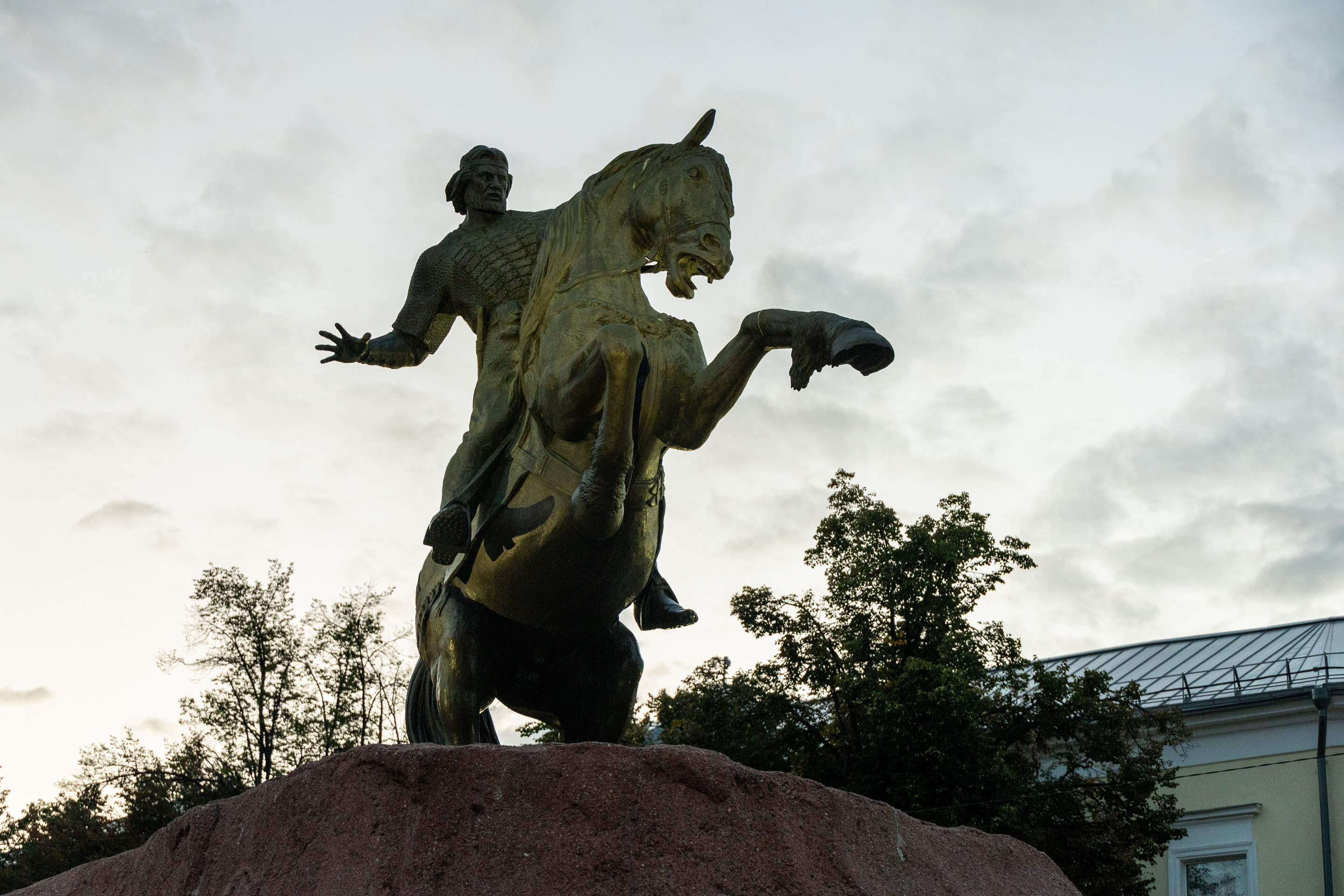 Памятник Евпатию Коловрату